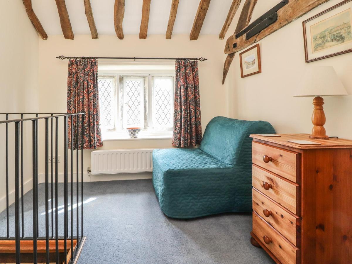 Beehive Cottage Bentham Екстер'єр фото